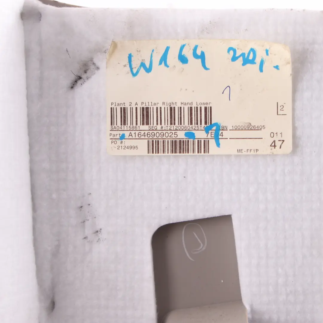 Pillar Cover Trim Front Right O/S Grey Panel to Mercedes ML W164 A - with Part number A1646909025 Mercedes ML W164 A - Pillar Cover Trim Front Right O/S Grey Panel - SKU rhd-A1646909025-1 - Part number A1646909025