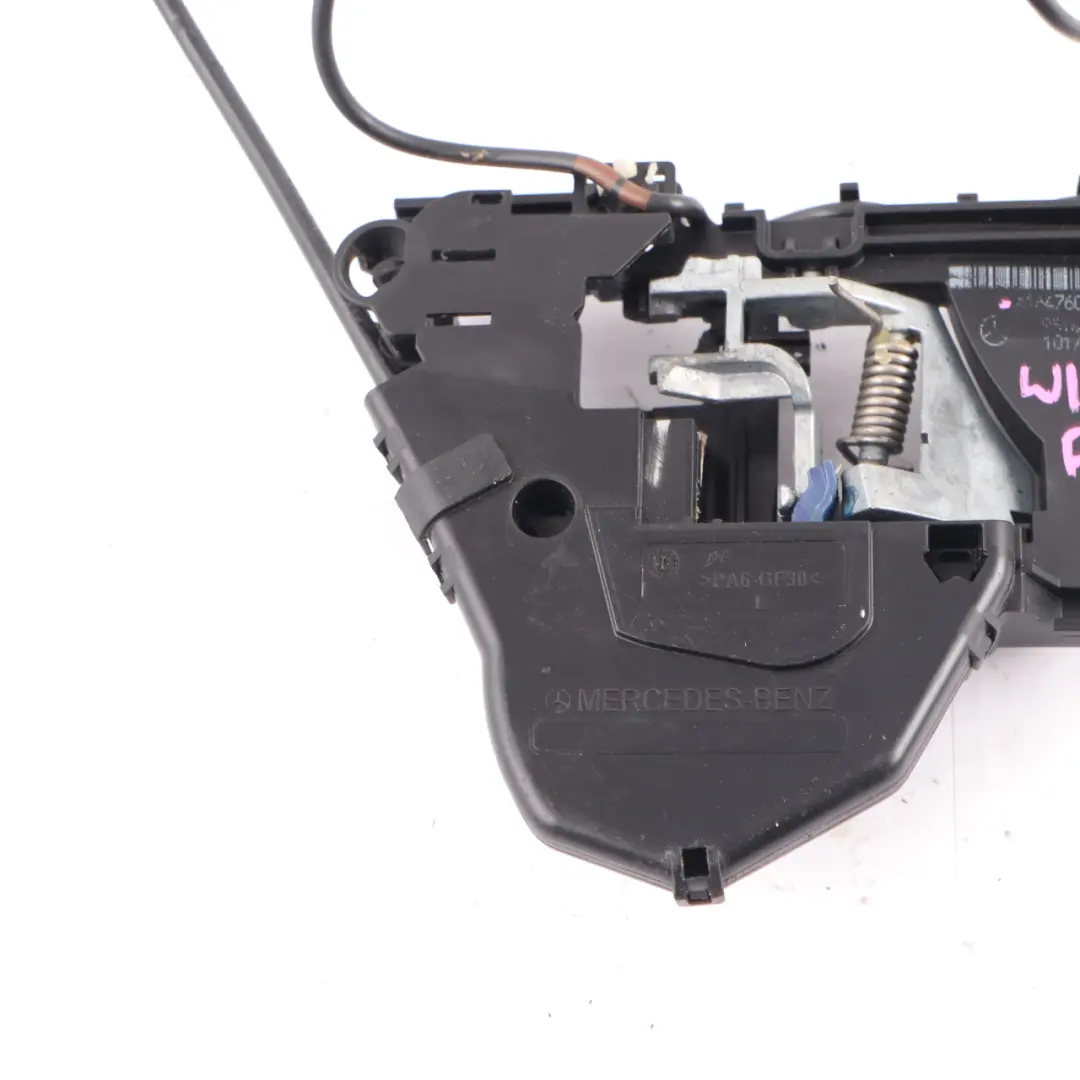 Door Handle Base Front Left N/S Grab Bracket A1647601934 to Mercedes ML W164 with Part number A1647201335 Mercedes ML W164 Door Handle Base Front Left N/S Grab Bracket A1647601934 - SKU rhd-A1647201335-1 - Part number A1647201335