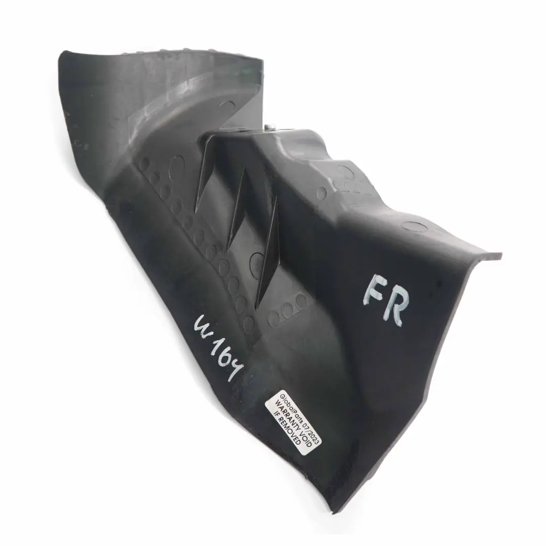 Obudowa Osłona Klamki Prawy Przód do Mercedes ML W164 o numerze A1647201535 Mercedes ML W164 Obudowa Osłona Klamki Prawy Przód - SKU A1647201535-2 - Numer Części A1647201535