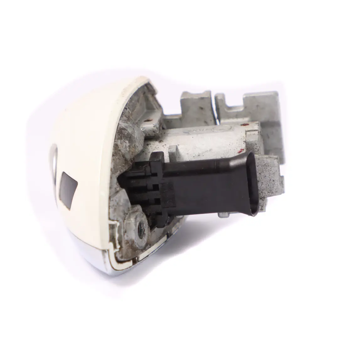 Lock Cylinder Cover Front Right O/S Handle Calcite White - 650 to Mercedes W164 with Part number A1647600477 Mercedes W164 Lock Cylinder Cover Front Right O/S Handle Calcite White - 650 - SKU rhd-A1647600477-CW - Part number A1647600477