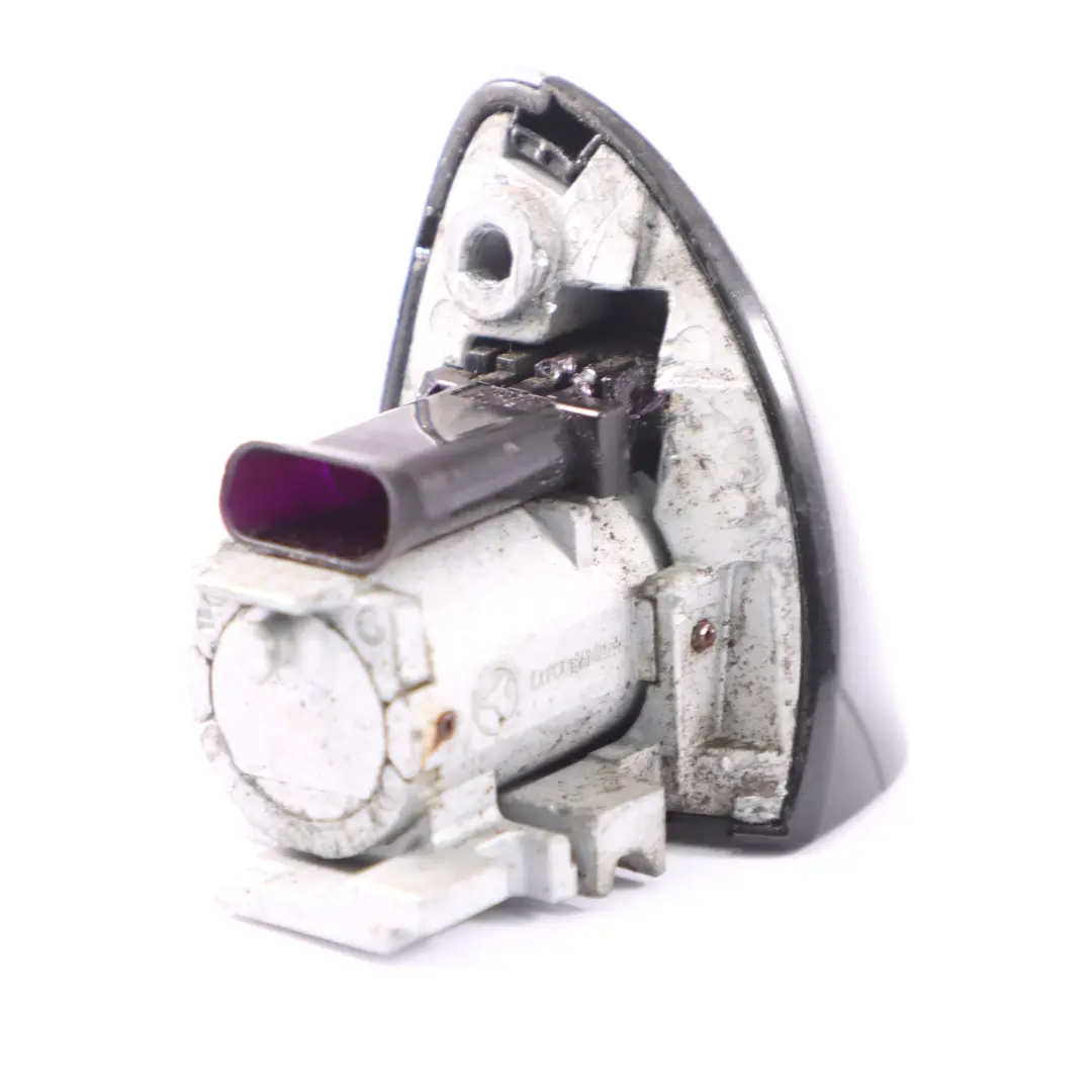 Lock Cylinder Cover Front Right O/S Handle Obsidian Black 197 to Mercedes W164 with Part number A1647600477 Mercedes W164 Lock Cylinder Cover Front Right O/S Handle Obsidian Black 197 - SKU rhd-A1647600477-OB - Part number A1647600477