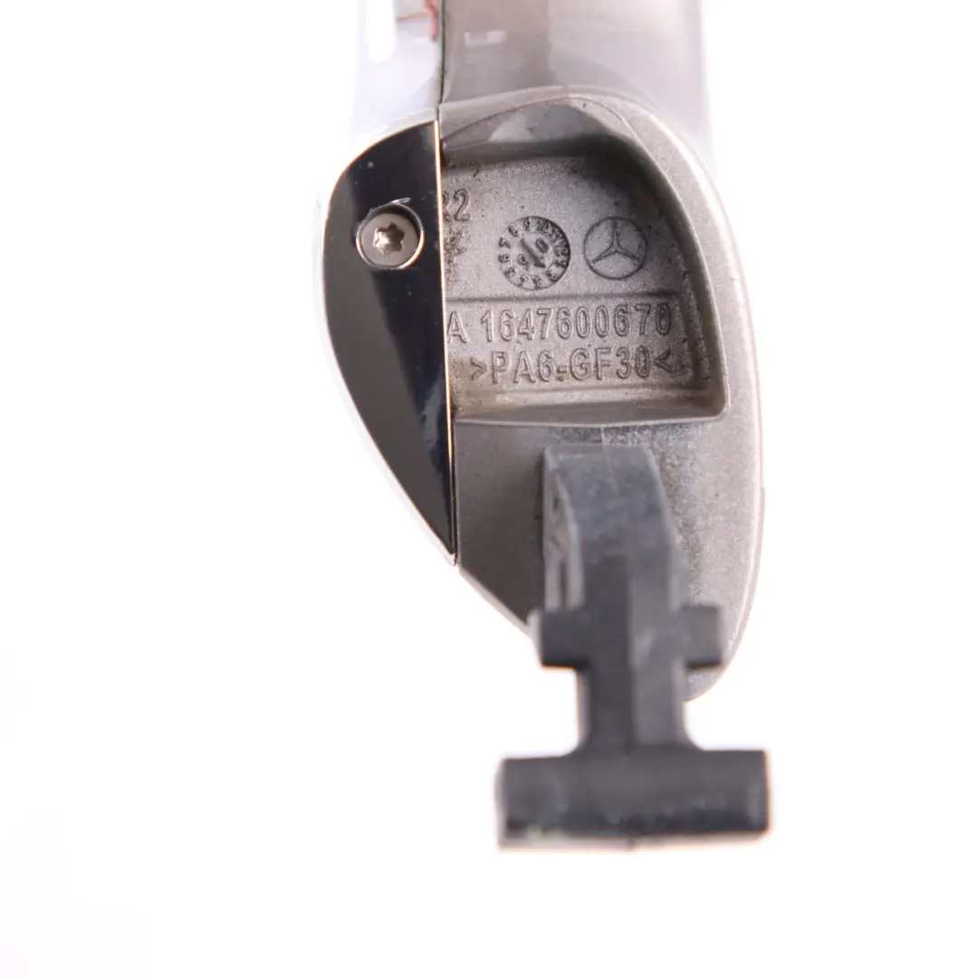 Door Grab Handle Front Right O/S Cubanite Silver to Mercedes ML W164 with Part number A1647600670 Mercedes ML W164 Door Grab Handle Front Right O/S Cubanite Silver - SKU rhd-A1647600670-CS - Part number A1647600670