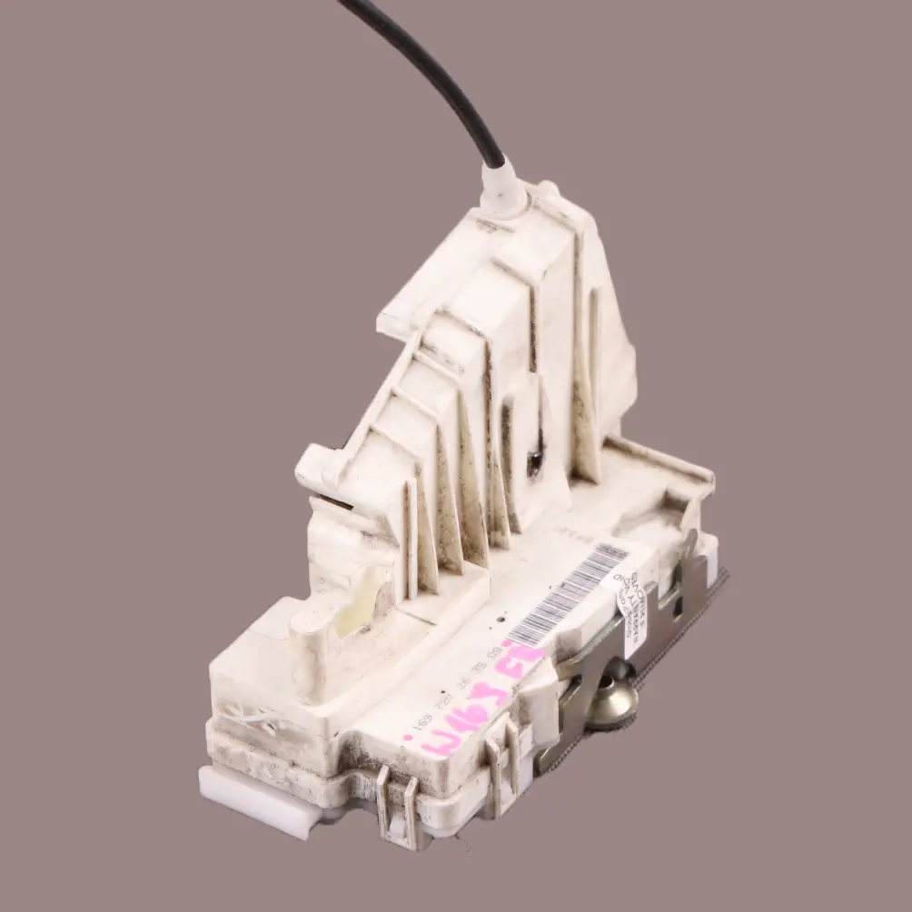 Door Lock Front Right O/S Latch Mechanism Actuator A1697202635 to Mercedes W169 with Part number A1697203635 Mercedes W169 Door Lock Front Right O/S Latch Mechanism Actuator A1697202635 - SKU rhd-A1697203635-2 - Part number A1697203635