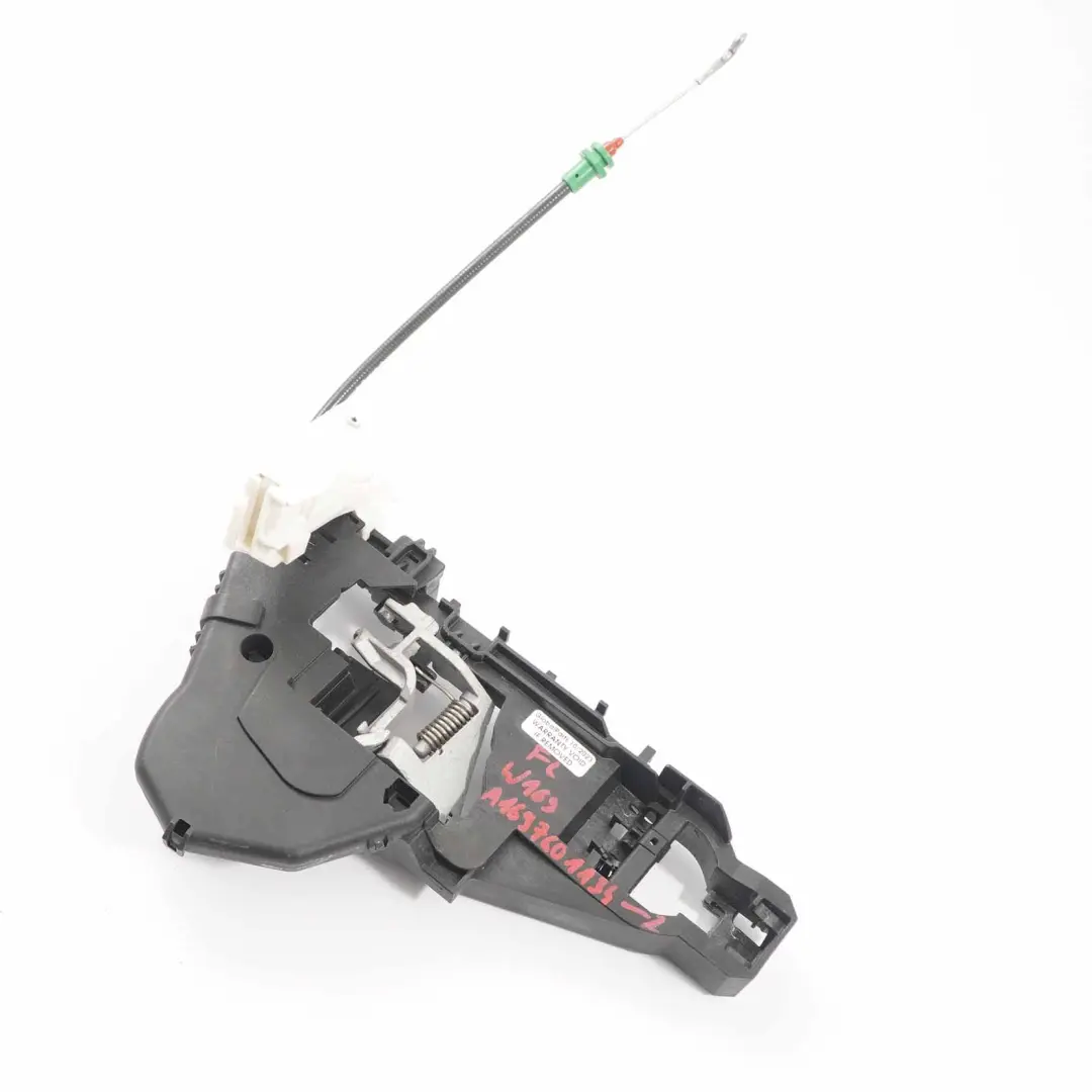 Door Handle Base Front Left N/S Grab Carrier Bracket A1697601134 to Mercedes W169 with Part number A1697204135 Mercedes W169 Door Handle Base Front Left N/S Grab Carrier Bracket A1697601134 - SKU rhd-A1697204135-2 - Part number A1697204135