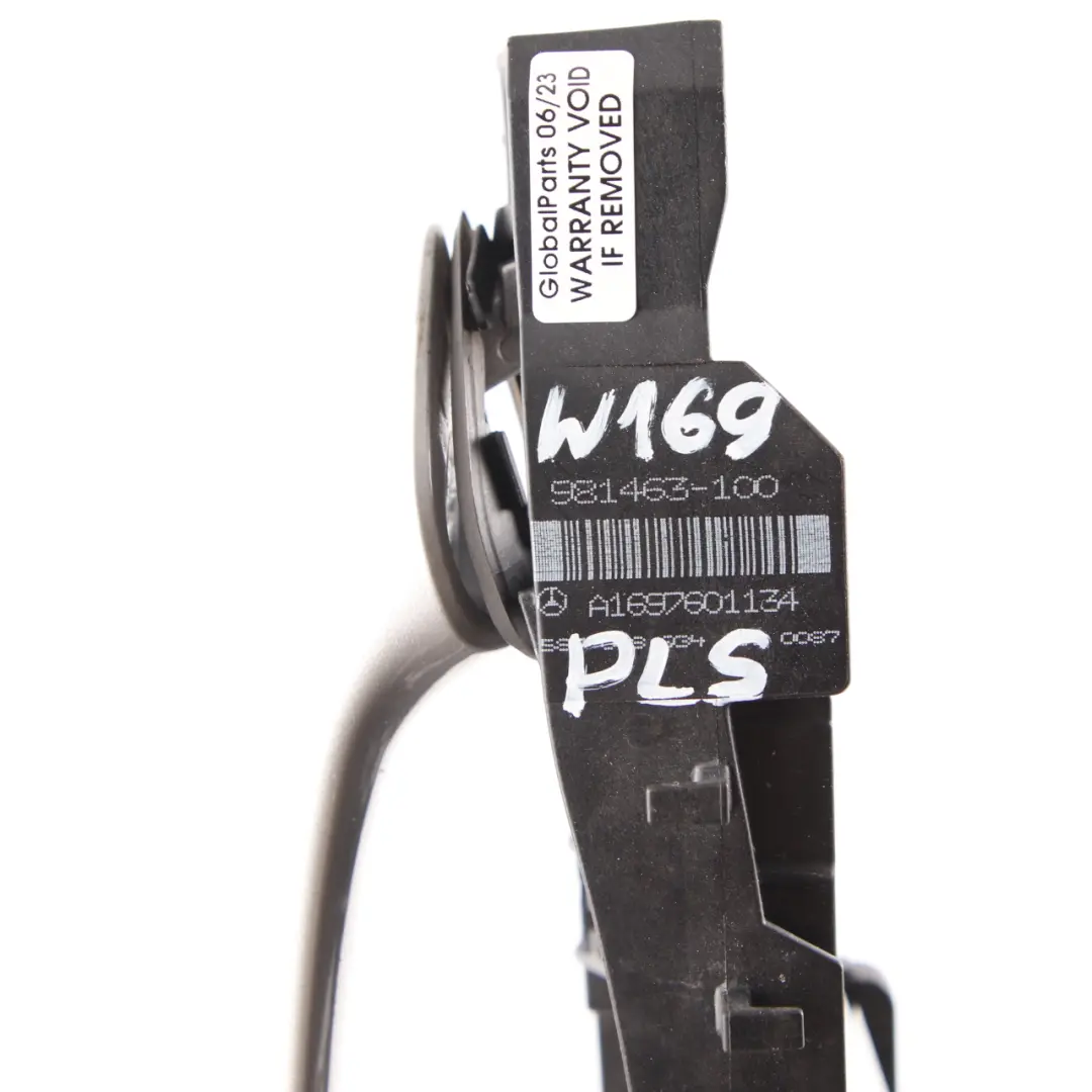 Handle Grab Door Front Left N/S Polar Silver - 761 to Mercedes W169 with Part number A1697601134 Mercedes W169 Handle Grab Door Front Left N/S Polar Silver - 761 - SKU rhd-A1697601134-PLS - Part number A1697601134