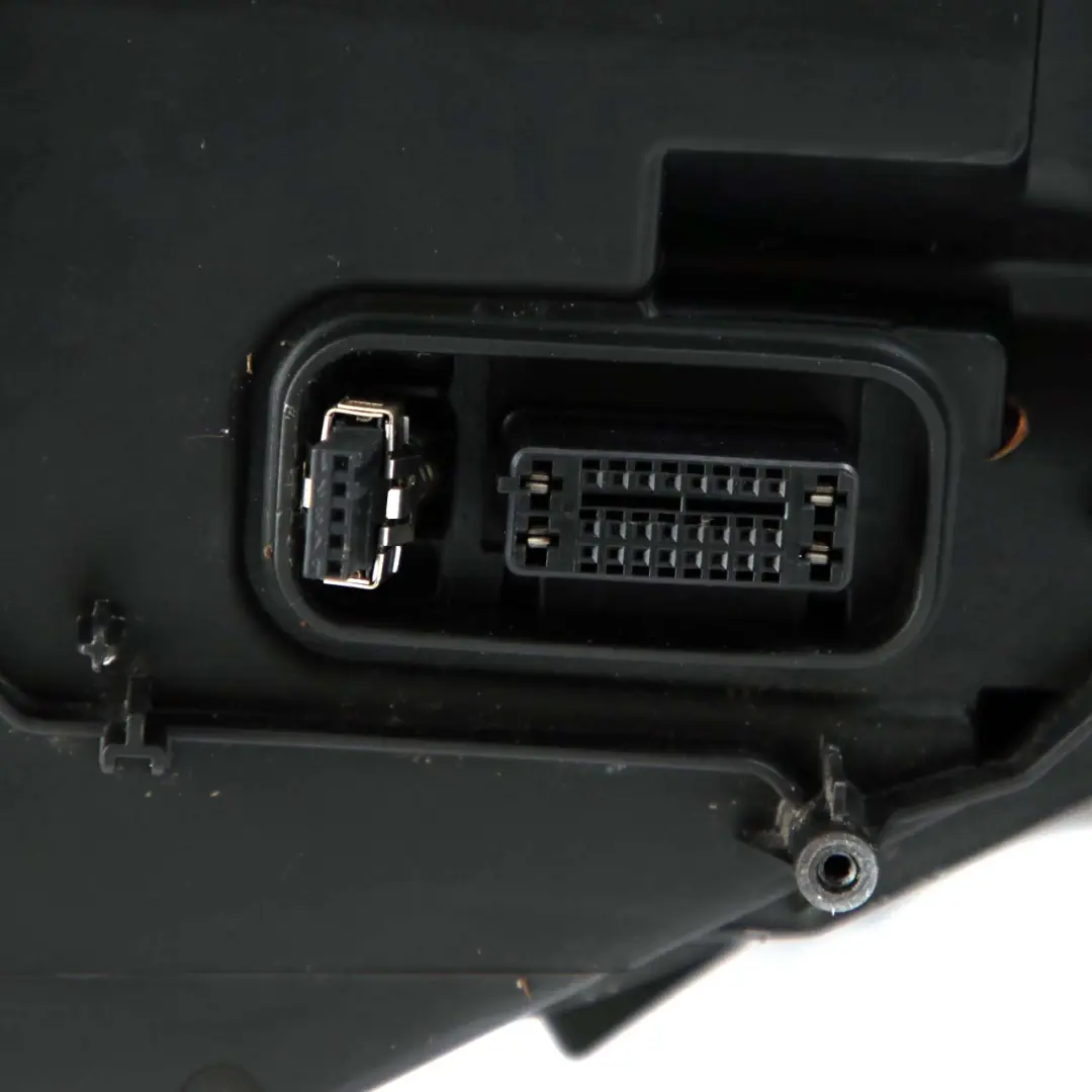 Mercedes-Benz B-Class W245 Bi-Xenon Headlight Lamp Front Left N/S to with Part number A1698206961 Mercedes-Benz B-Class W245 Bi-Xenon Headlight Lamp Front Left N/S - SKU rhd-A1698206961 - Part number A1698206961