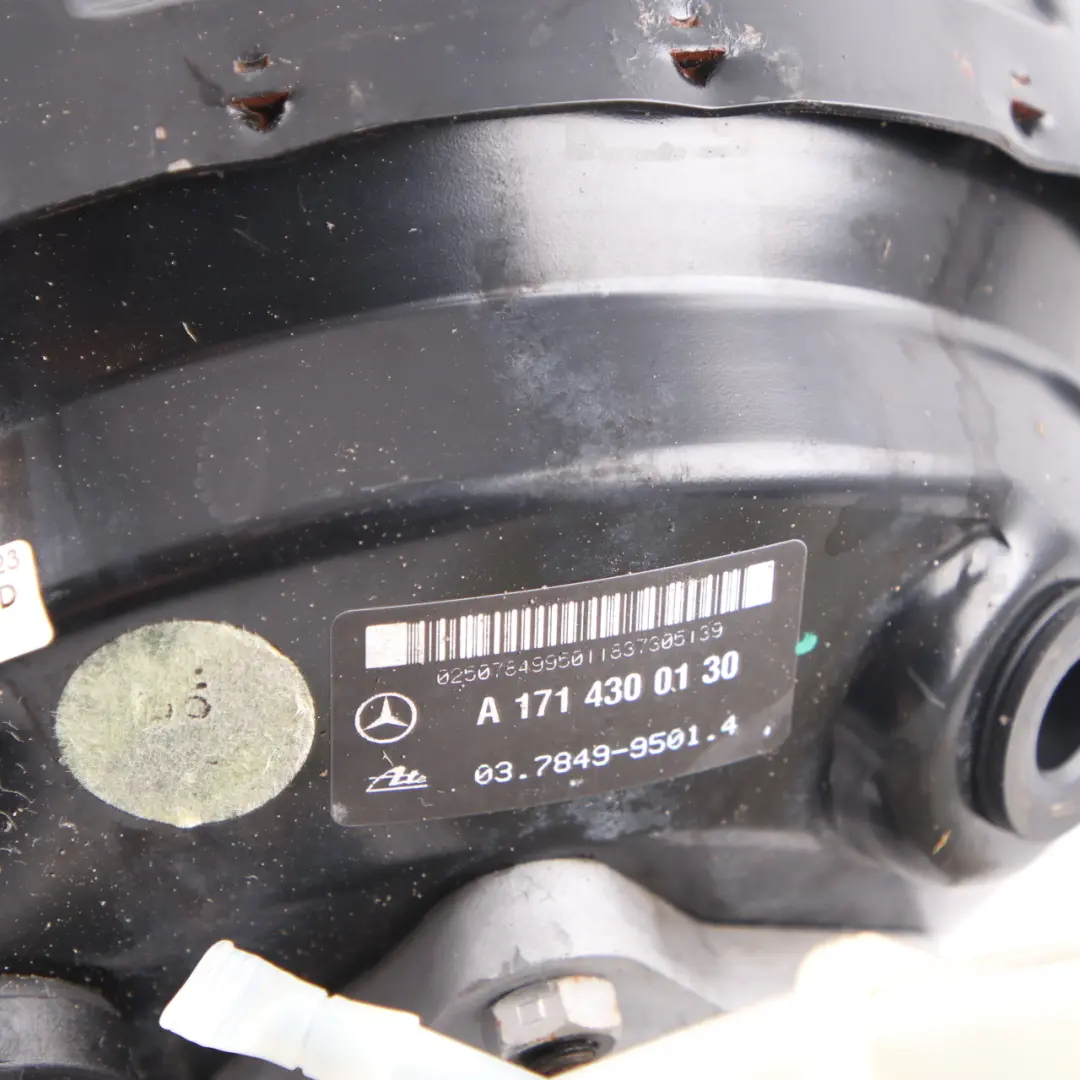 Brake Servo Brake Master Cylinder Booster to Mercedes SLK R171 with Part number A1714300130 Mercedes SLK R171 Brake Servo Brake Master Cylinder Booster - SKU rhd-A1714300130 - Part number A1714300130