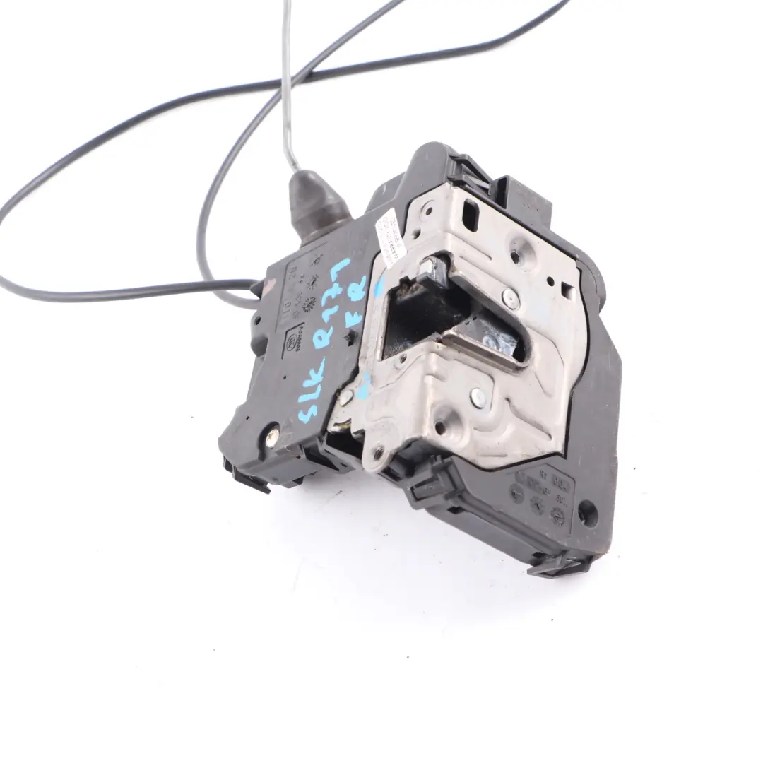 Door Lock Front Right O/S Latch Mechanism Actuator A1717202235 to Mercedes SLK R171 with Part number A1717202635 Mercedes SLK R171 Door Lock Front Right O/S Latch Mechanism Actuator A1717202235 - SKU rhd-A1717202635-1 - Part number A1717202635