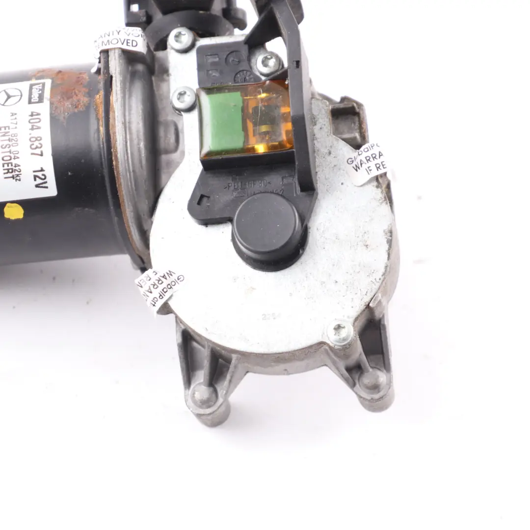 Front Wiper Motor Windshield Windscreen Actuator to Mercedes SLK R171 with Part number A1718200442 Mercedes SLK R171 Front Wiper Motor Windshield Windscreen Actuator - SKU rhd-A1718200442 - Part number A1718200442