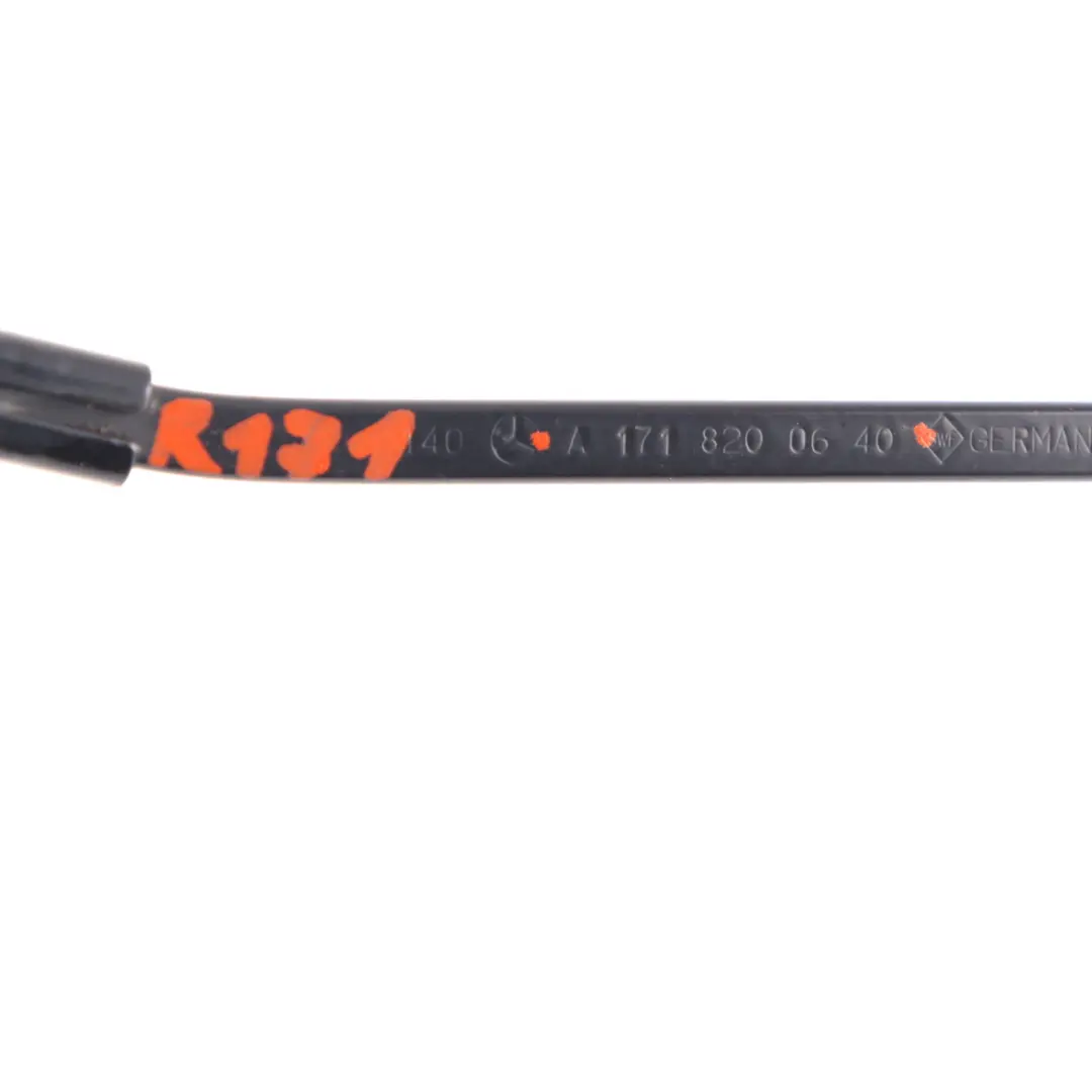 Wiper Arm Windshield Front Driver's Side Right O/S A1718200640 to Mercedes SLK R171 with Part number A1718200944 Mercedes SLK R171 Wiper Arm Windshield Front Driver's Side Right O/S A1718200640 - SKU rhd-A1718200944 - Part number A1718200944