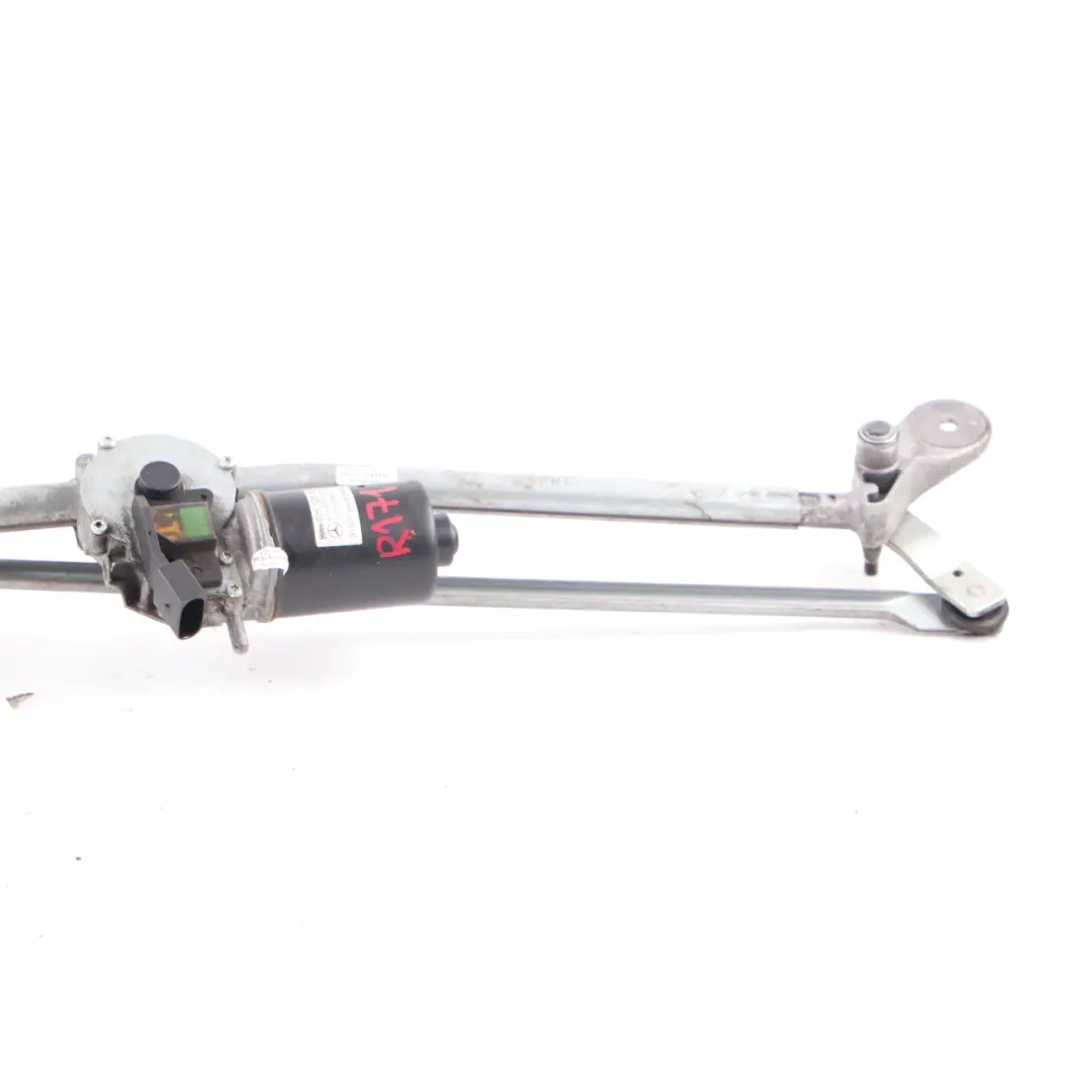 Wiper Motor Windscreen Linkage System to Mercedes SLK R171 with Part number A1718202342 Mercedes SLK R171 Wiper Motor Windscreen Linkage System - SKU rhd-A1718202342 - Part number A1718202342