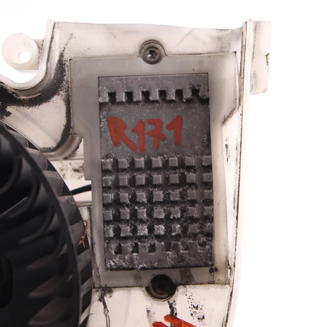 Heater Blower Motor Fan Cooling Unit Actuator to Mercedes SLK R171 with Part number A1718350104 Mercedes SLK R171 Heater Blower Motor Fan Cooling Unit Actuator - SKU rhd-A1718350104 - Part number A1718350104