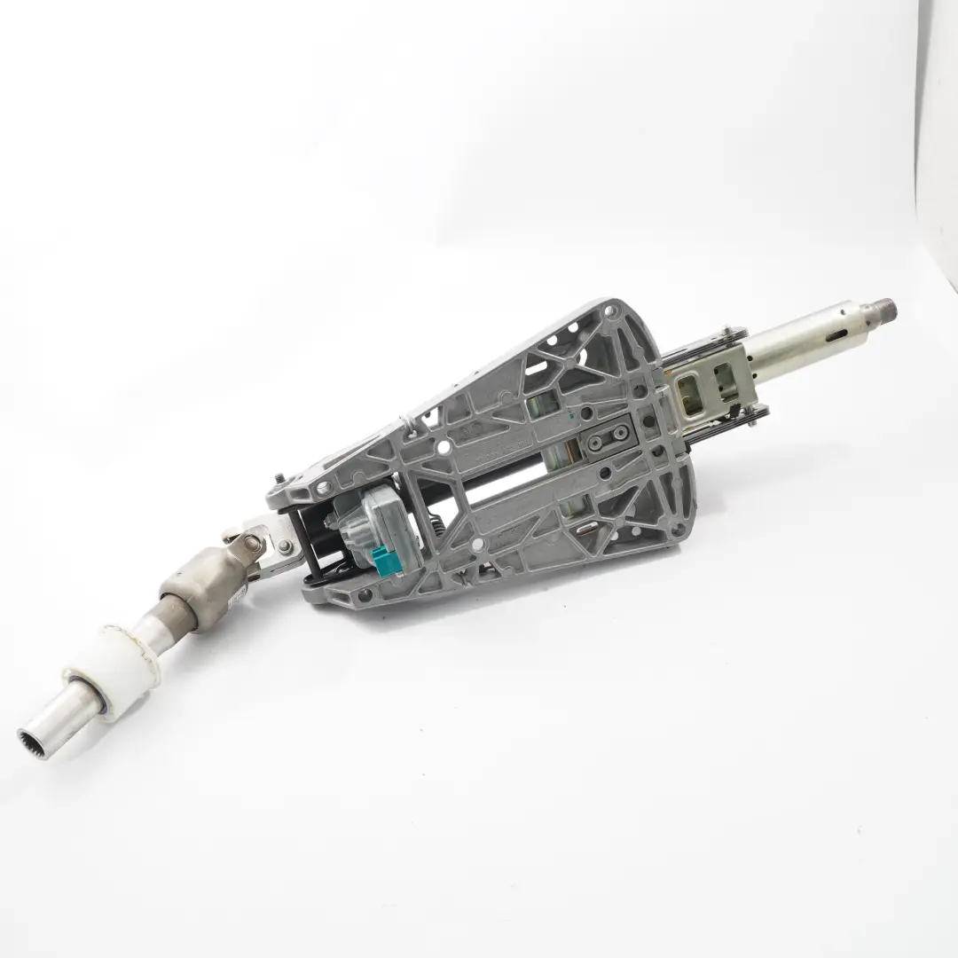 Steering Column Adjustable Shaft Tube Joint to Mercedes SLK R172 with Part number A1724600216 Mercedes SLK R172 Steering Column Adjustable Shaft Tube Joint - SKU rhd-A1724600216 - Part number A1724600216