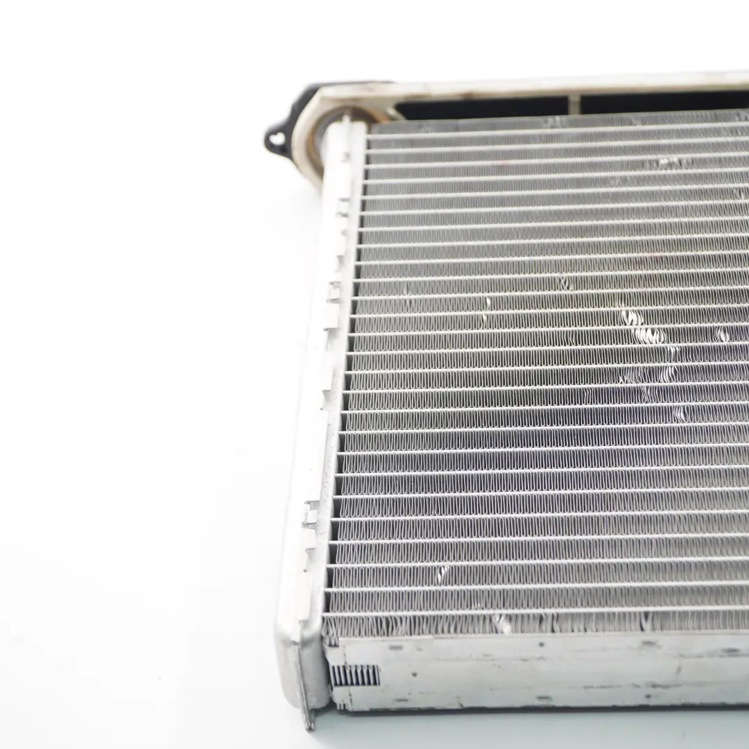 Heater Matrix Radiator Heat Exchanger Air Con A/C to Mercedes SLK R172 with Part number A1728350101 Mercedes SLK R172 Heater Matrix Radiator Heat Exchanger Air Con A/C - SKU rhd-A1728350101 - Part number A1728350101