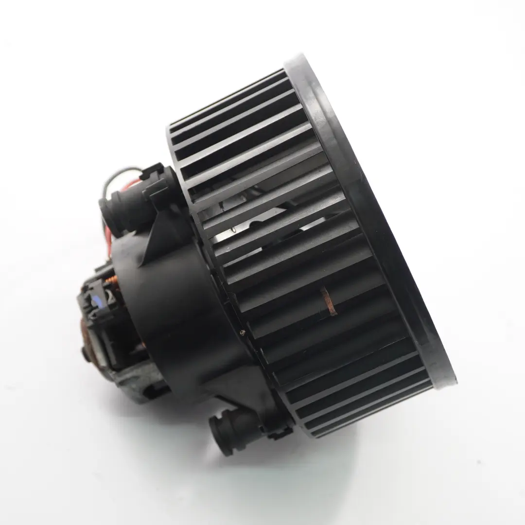 Heater Fan Blower Unit Motor to Mercedes SLK R172 with Part number A1729065300 Mercedes SLK R172 Heater Fan Blower Unit Motor - SKU rhd-A1729065300 - Part number A1729065300