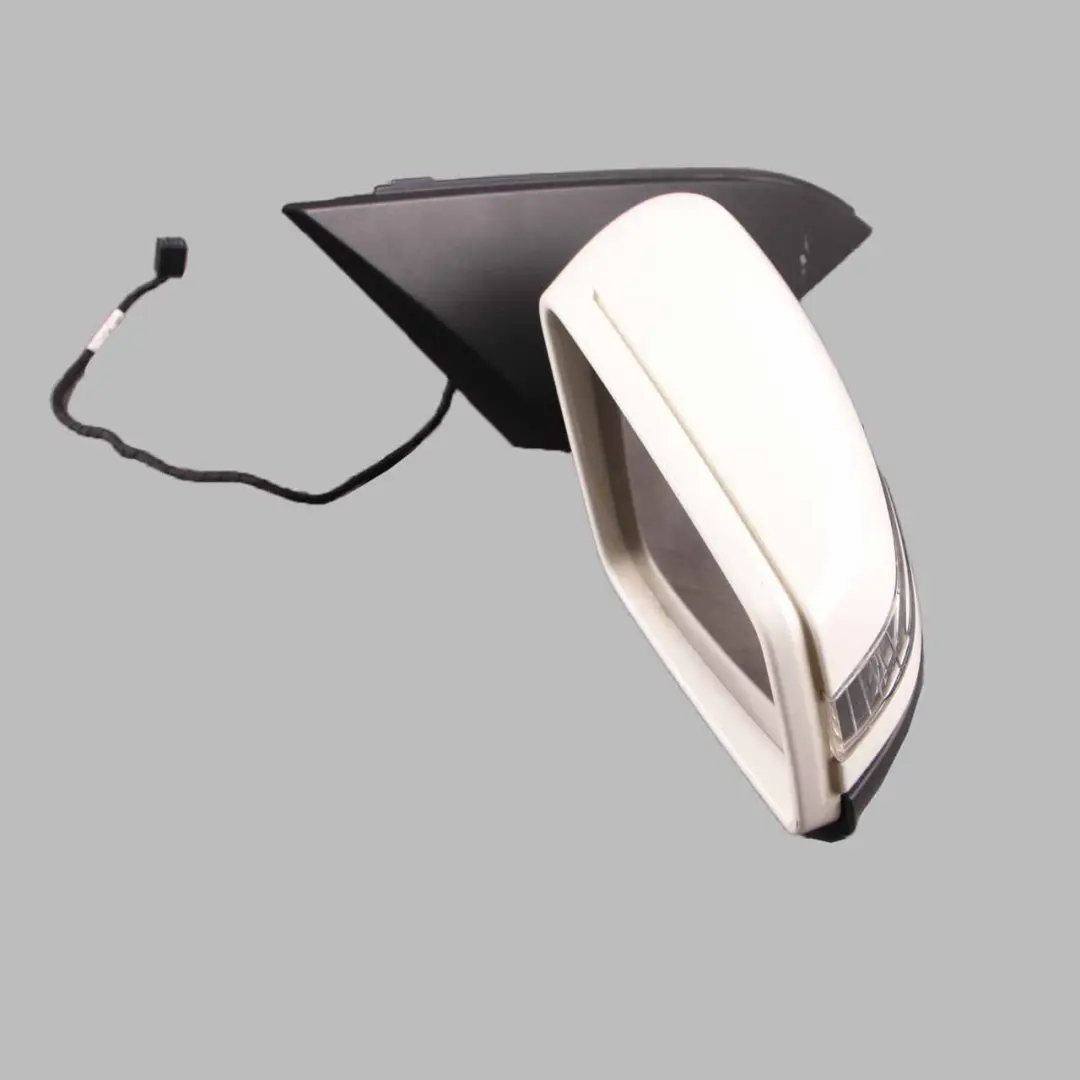 Wing Mirror Outside Power Fold Door Right O/S Calcite White - 650 to Mercedes W176 with Part number A1768100200 Mercedes W176 Wing Mirror Outside Power Fold Door Right O/S Calcite White - 650 - SKU rhd-A1768100200-CW - Part number A1768100200