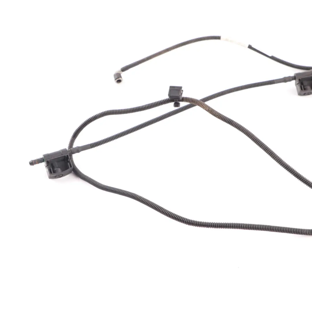 Windscreen Washer Pipe Fluid Hose W246 C117 to Mercedes W176 with Part number A1768601292 Mercedes W176 Windscreen Washer Pipe Fluid Hose W246 C117 - SKU rhd-A1768601292 - Part number A1768601292