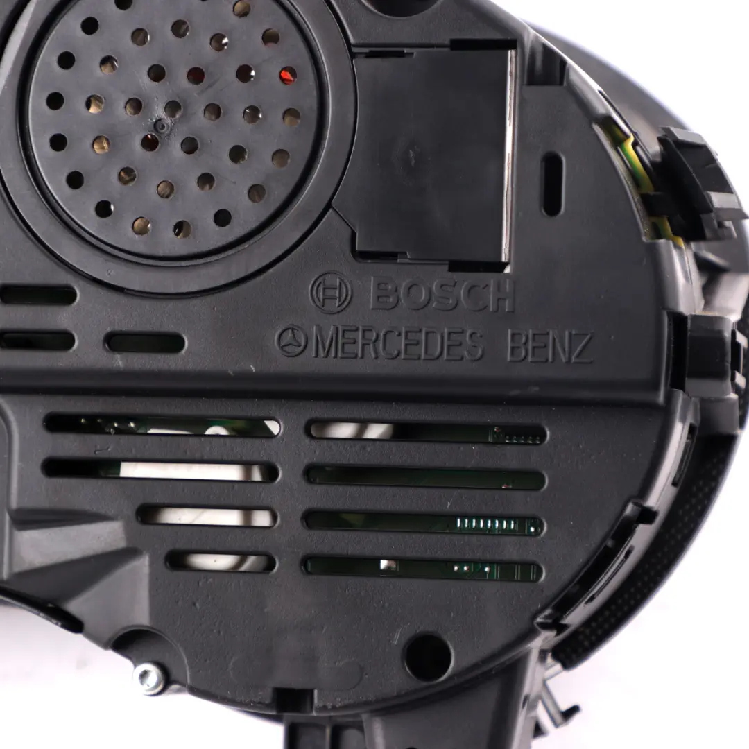 Mercedes W176 Petrol Instrument Cluster Spedometer Gauges Automatic - SKU rhd-A1769009001-1 - Part number A1769009001