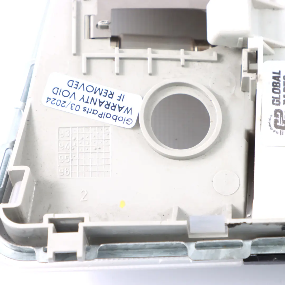 Dach leuchte Innen Vorderseite Schalterleiste Grau A6398201501 für Mercedes W639 mit Teilenummer A2028202301 Mercedes W639 Dach leuchte Innen Vorderseite Schalterleiste Grau A6398201501 - SKU rhd-A2028202301 - Teilenummer A2028202301