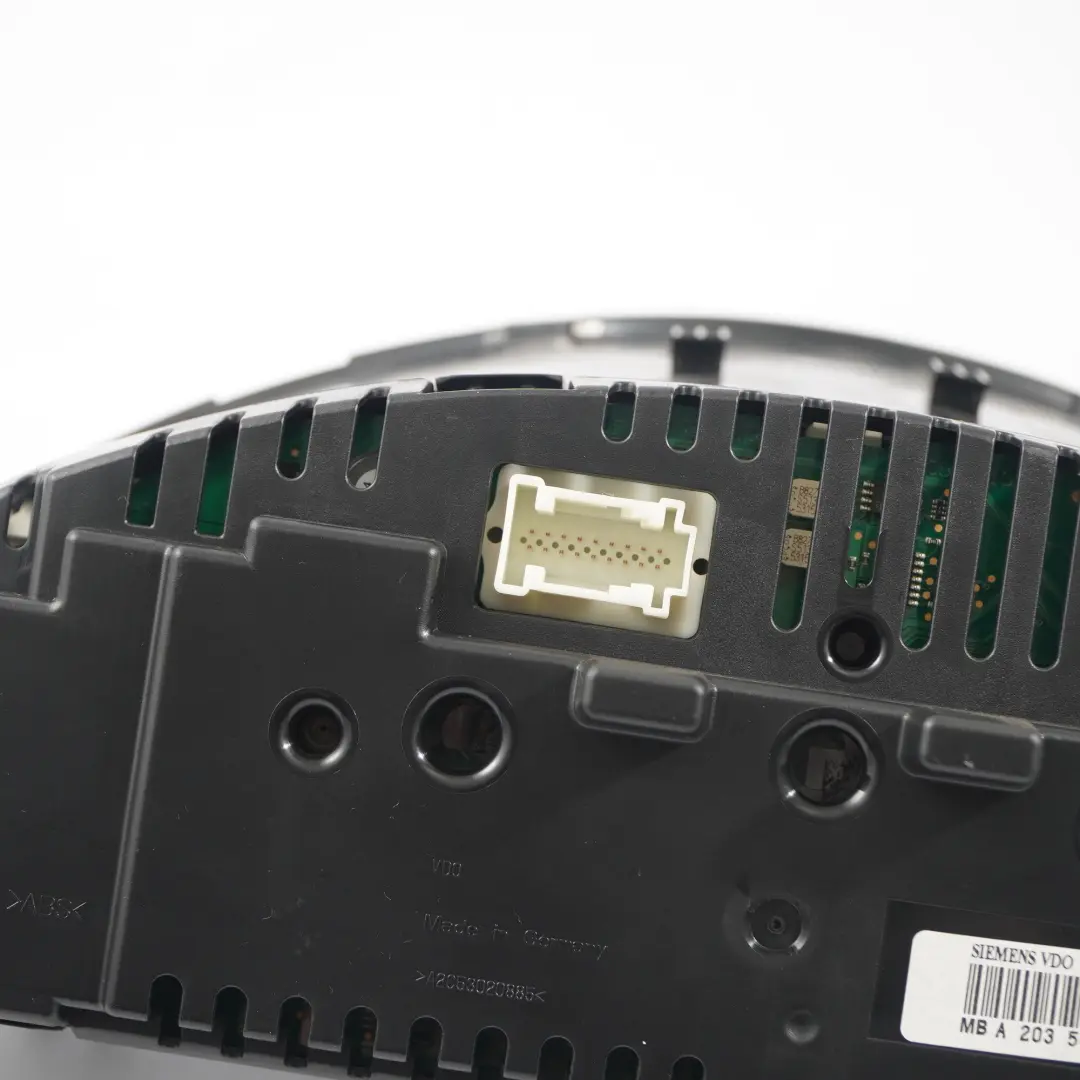 Instrument Cluster Speedo Clocks Automatic to Mercedes W203 Petrol with Part number A2035407548 Mercedes W203 Petrol Instrument Cluster Speedo Clocks Automatic - SKU rhd-A2035407548 - Part number A2035407548