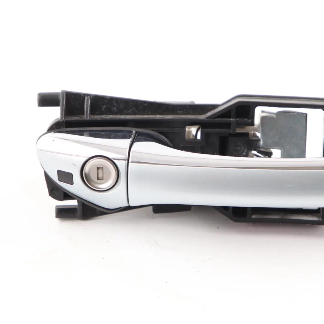 Door Handle Front Right O/S Tellurium Silver Metallic - 762 to Mercedes CLK W209 with Part number A2037600834 Mercedes CLK W209 Door Handle Front Right O/S Tellurium Silver Metallic - 762 - SKU rhd-A2037600834-TES - Part number A2037600834