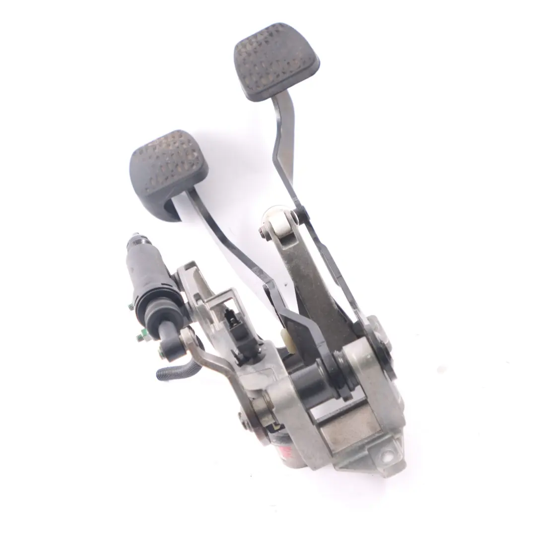 Mercedes W204 W212 Brake Clutch Pedals Box Manual Transmission A2042905401 - SKU rhd-A2042908301-1 - Part number A2042908301