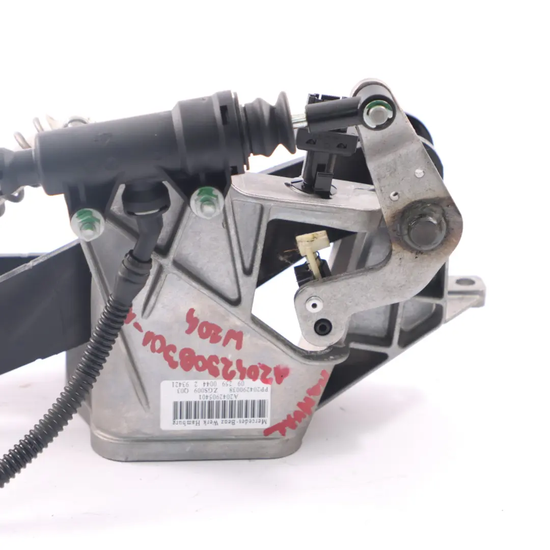 Brake Clutch Pedals Box Manual Transmission A2042905401 to Mercedes W204 W212 with Part number A2042908301 Mercedes W204 W212 Brake Clutch Pedals Box Manual Transmission A2042905401 - SKU rhd-A2042908301-1 - Part number A2042908301