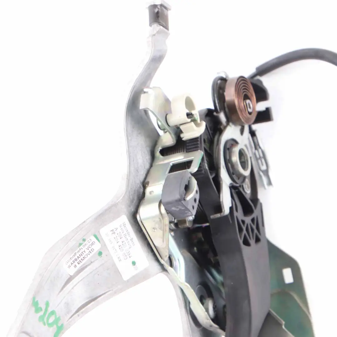 Handbrake Pedal Mercedes W204 W207 Parking Brake Foot Pedal to with Part number A2044200384 Handbrake Pedal Mercedes W204 W207 Parking Brake Foot Pedal - SKU rhd-A2044200384 - Part number A2044200384