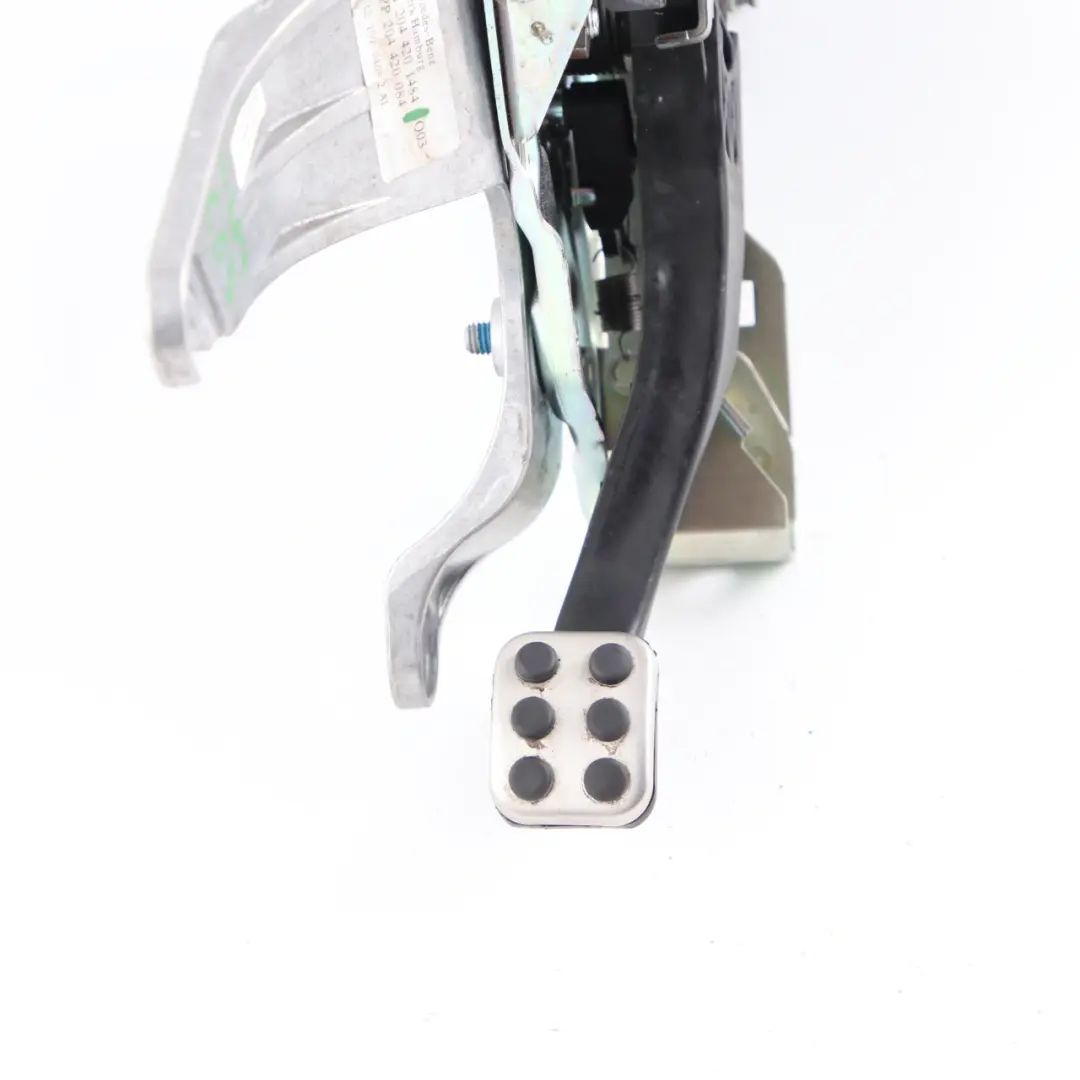 Handbrake Pedal Mercedes W204 W207 1 Parking Brake Pedal AMG Sports Package to with Part number A2044201284 Handbrake Pedal Mercedes W204 W207 1 Parking Brake Pedal AMG Sports Package - SKU rhd-A2044201284-1 - Part number A2044201284