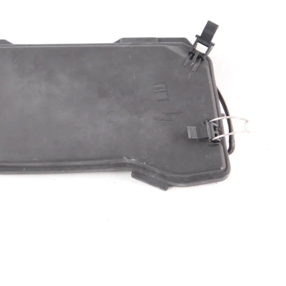 Fuse Box Housing Relay Unit Module Cover Panel to Mercedes W204 Engine with Part number A2045400182 Mercedes W204 Engine Fuse Box Housing Relay Unit Module Cover Panel - SKU rhd-A2045400182 - Part number A2045400182