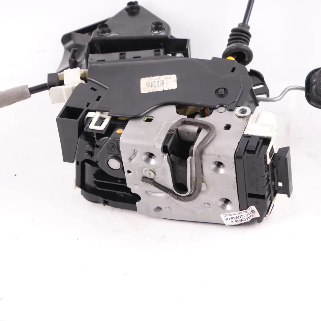 Door Lock Mercedes W204 S204 Front Right O/S Mechanism Actuator to with Part number A2047201235 Door Lock Mercedes W204 S204 Front Right O/S Mechanism Actuator - SKU rhd-A2047201235 - Part number A2047201235