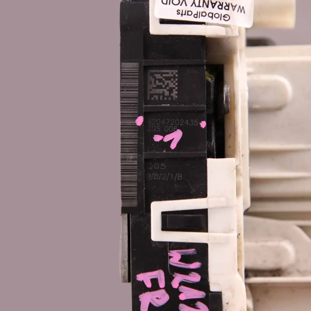 Door Lock Mercedes W204 W212 Front Right Mechanism Actuator to with Part number A2047202435 Door Lock Mercedes W204 W212 Front Right Mechanism Actuator - SKU rhd-A2047202435-1 - Part number A2047202435