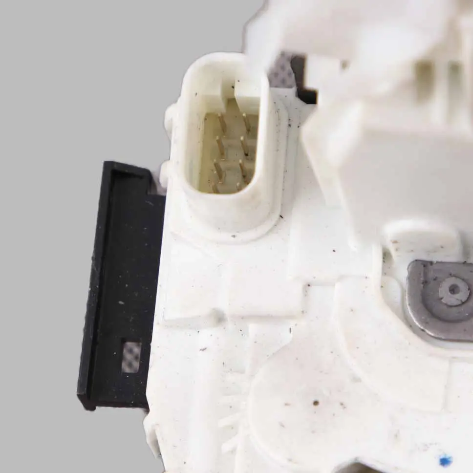  Door Lock Mercedes W204 W212 Front Right O/S Latch Catch Actuator A0997200635 - SKU rhd-A2047203635-2 - Part number A2047203635