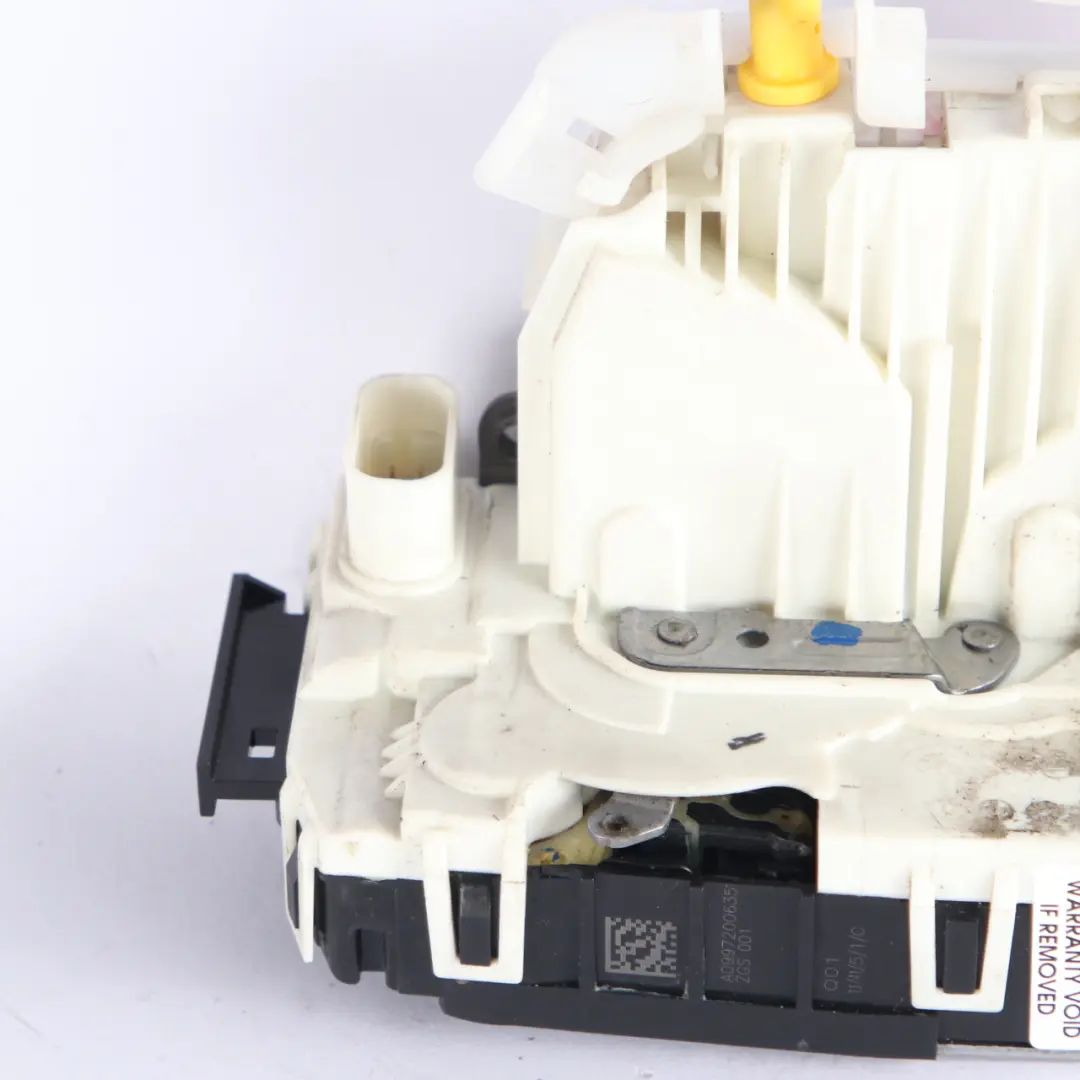 Door Lock Front Right O/S Latch Mechanism Actuator to Mercedes W212 with Part number A2047203635 Mercedes W212 Door Lock Front Right O/S Latch Mechanism Actuator - SKU rhd-A2047203635 - Part number A2047203635