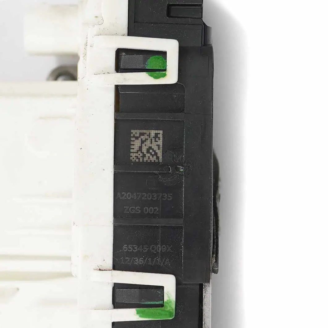 Front Left Door Lock Mechanism Actuator A0997200735 to Mercedes W204 W212 with Part number A2047203735 Mercedes W204 W212 Front Left Door Lock Mechanism Actuator A0997200735 - SKU rhd-A2047203735 - Part number A2047203735