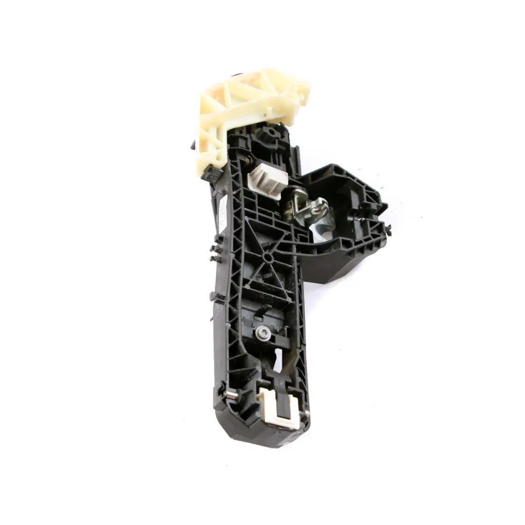 Door Handle Outside Rear Right O/S Obsidian Black Metallic 197 to Mercedes W212 with Part number A2047304435 Mercedes W212 Door Handle Outside Rear Right O/S Obsidian Black Metallic 197 - SKU rhd-A2047304435-OB - Part number A2047304435