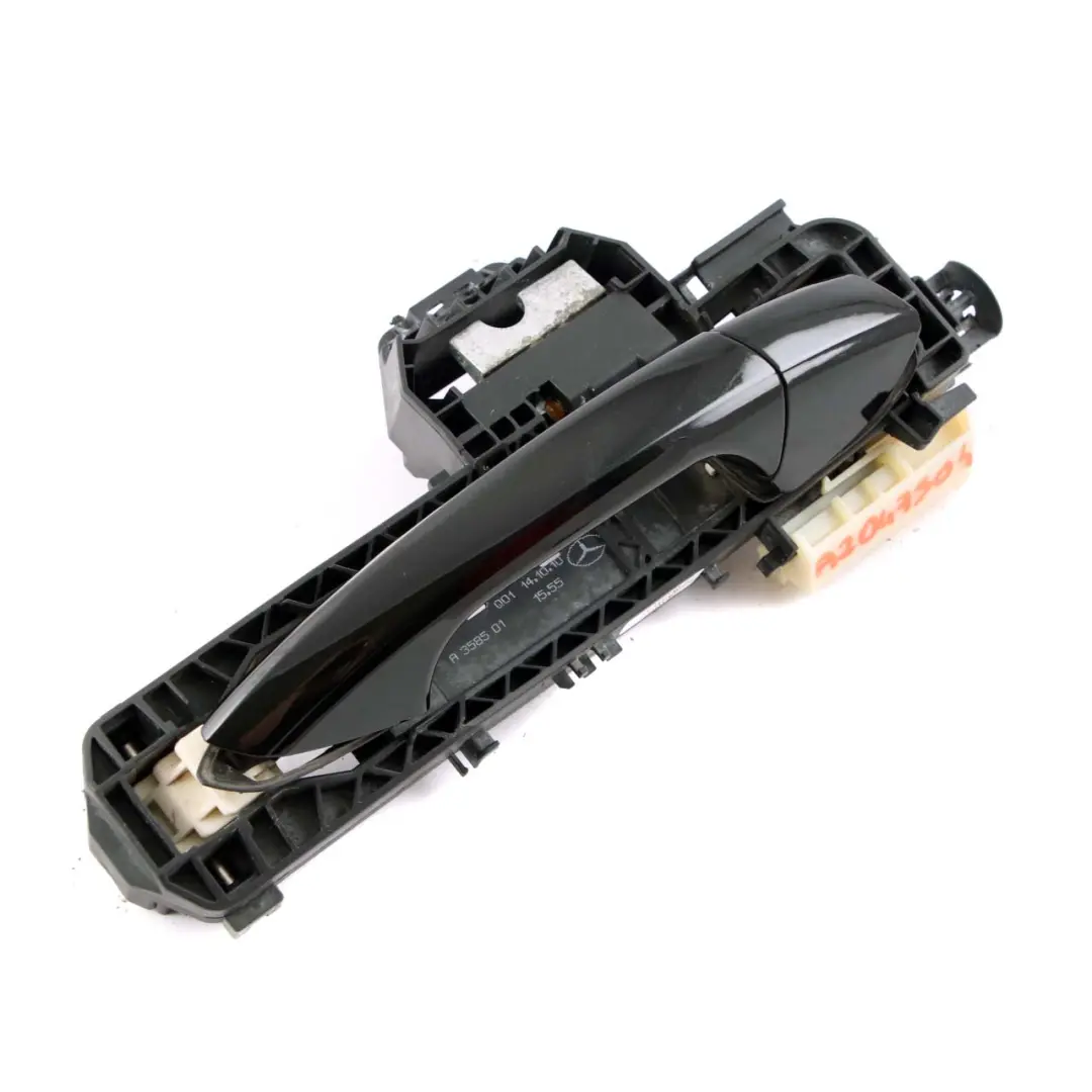 Door Handle Outside Rear Right O/S Obsidian Black Metallic 197 to Mercedes W212 with Part number A2047304435 Mercedes W212 Door Handle Outside Rear Right O/S Obsidian Black Metallic 197 - SKU rhd-A2047304435-OB - Part number A2047304435