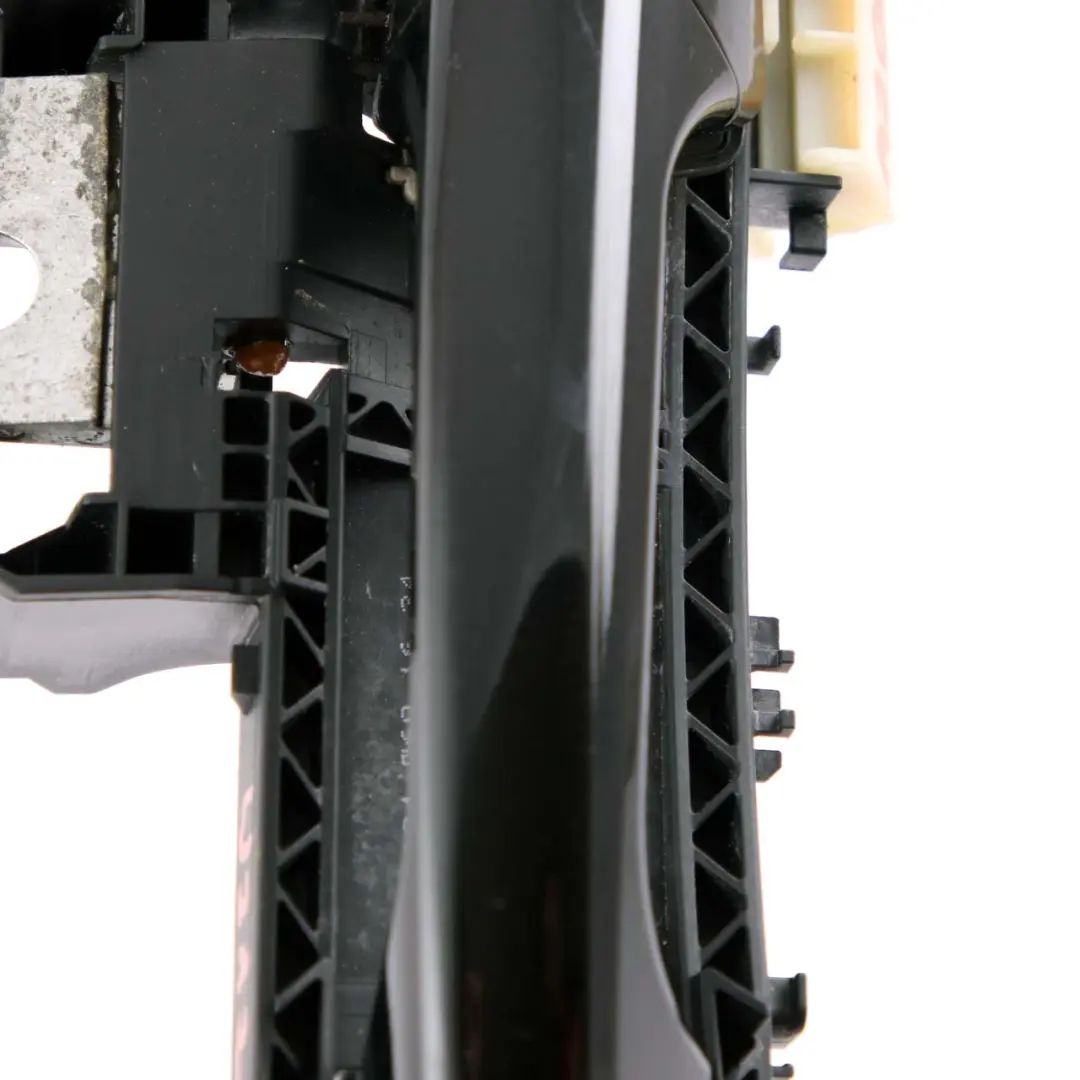 Door Handle Outside Rear Right O/S Obsidian Black Metallic 197 to Mercedes W212 with Part number A2047304435 Mercedes W212 Door Handle Outside Rear Right O/S Obsidian Black Metallic 197 - SKU rhd-A2047304435-OB - Part number A2047304435