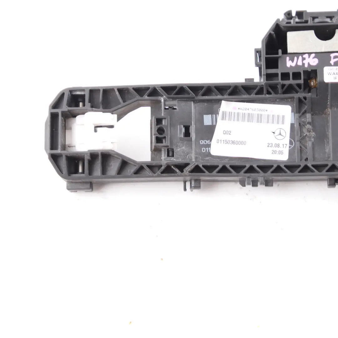 Handle Bracket Front Right Door O/S Mount Bearing Clamp Holder to Mercedes W176 with Part number A2047602000 Mercedes W176 Handle Bracket Front Right Door O/S Mount Bearing Clamp Holder - SKU rhd-A2047602000 - Part number A2047602000
