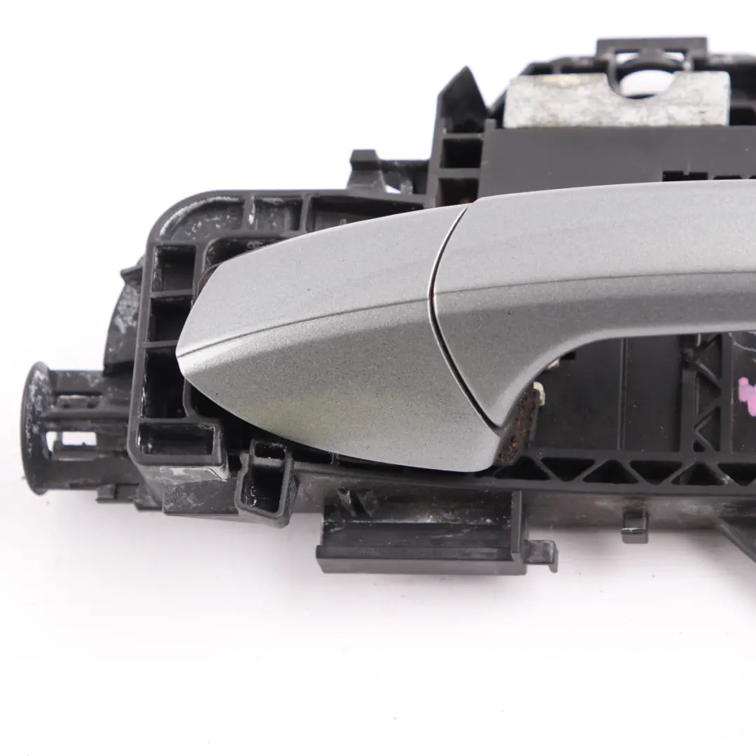 Front Left N/S Door Handle Grab Palladium Silver 792 to Mercedes W204 with Part number A2047600734 Mercedes W204 Front Left N/S Door Handle Grab Palladium Silver 792 - SKU rhd-A2047602534-PAL - Part number A2047600734