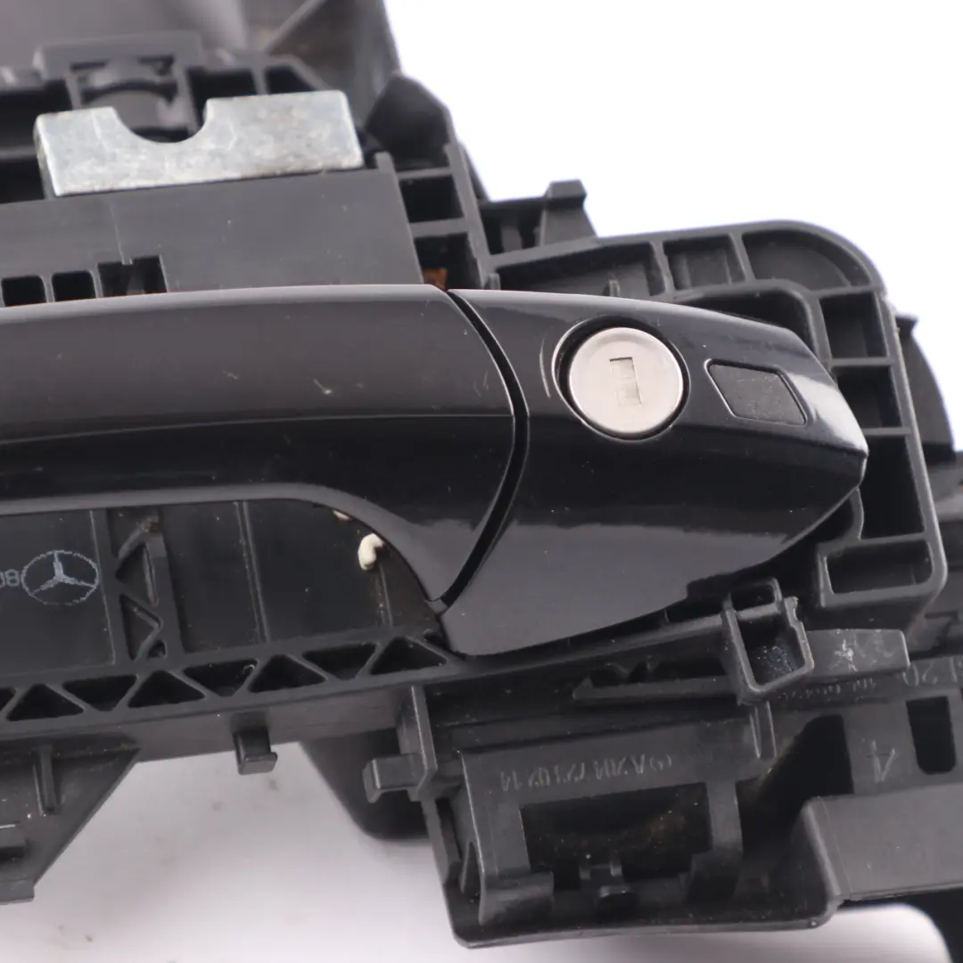 Mercedes W204 Door Handle Grab Front Right O/S Obsidian Black 197 - SKU RHD-A2047602634-OB1 - Part number A2047602634
