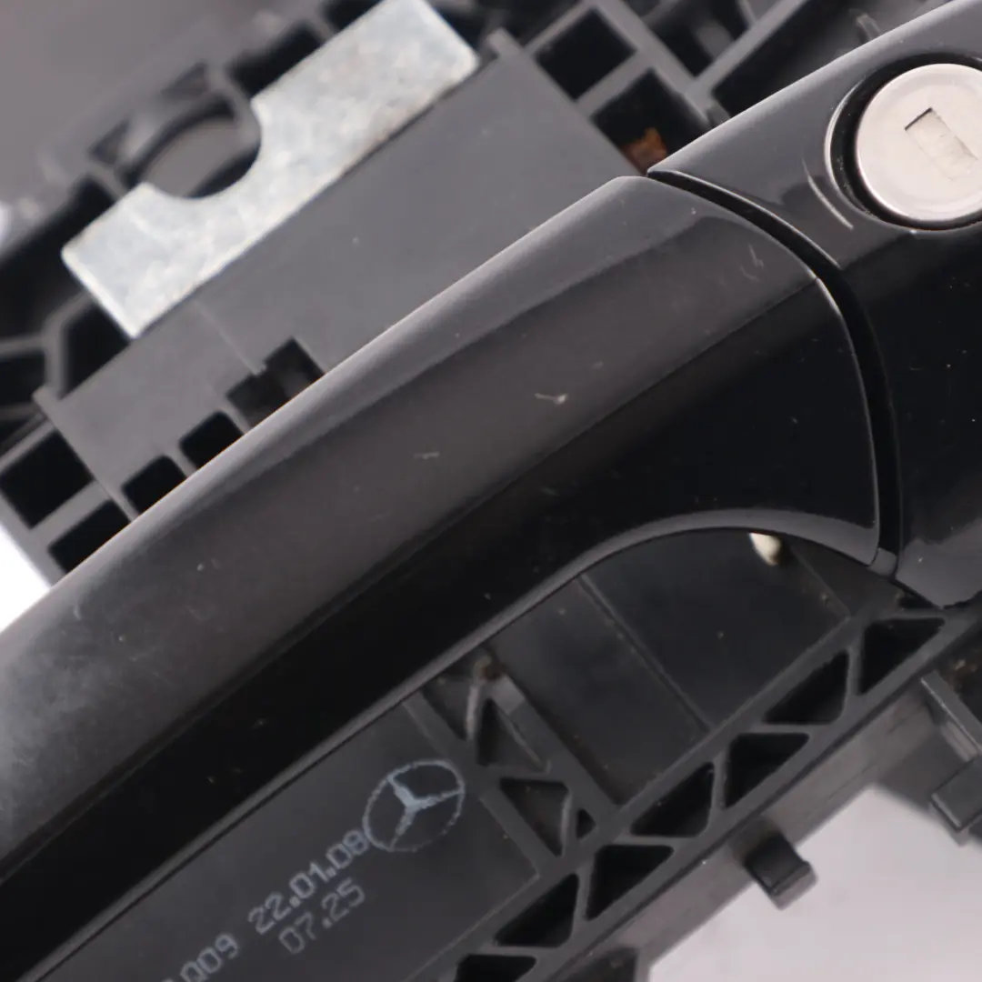 Mercedes W204 Door Handle Grab Front Right O/S Obsidian Black 197 - SKU RHD-A2047602634-OB1 - Part number A2047602634