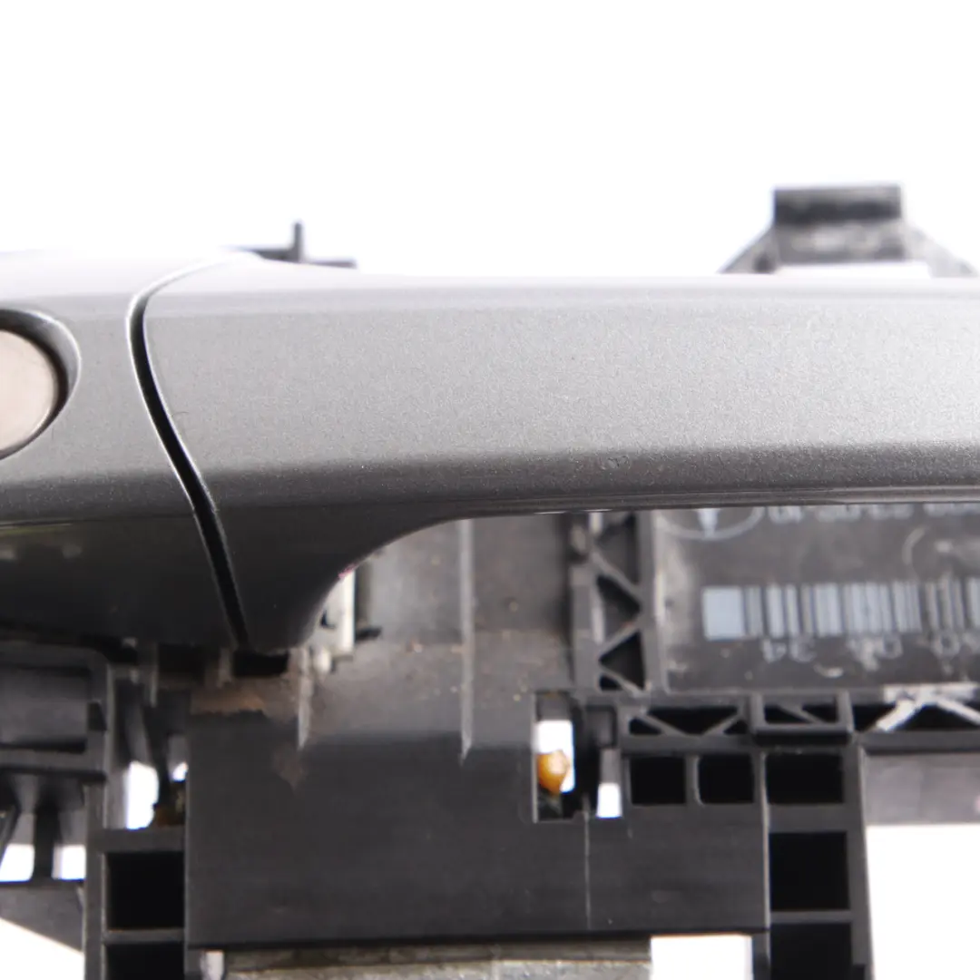 Door Handle Grab Front Right O/S Palladium Silver A2047600634 to Mercedes W204 with Part number A2047602634 Mercedes W204 Door Handle Grab Front Right O/S Palladium Silver A2047600634 - SKU rhd-A2047602634-PAL - Part number A2047602634