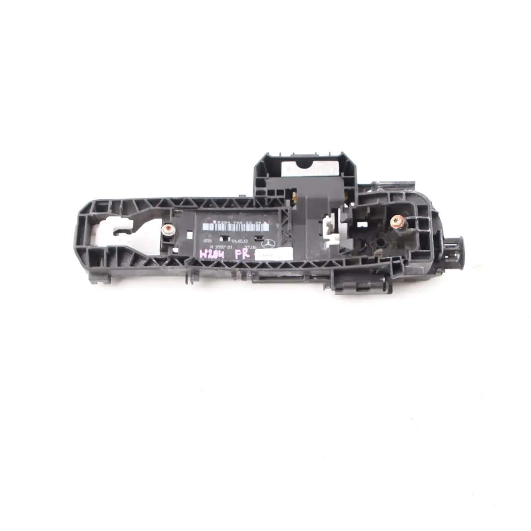 Handle Base Mercedes W204 W212 Door Grab Carrier Front Right O/S A2047602234 to with Part number A2047602634 Handle Base Mercedes W204 W212 Door Grab Carrier Front Right O/S A2047602234 - SKU rhd-A2047602634 - Part number A2047602634