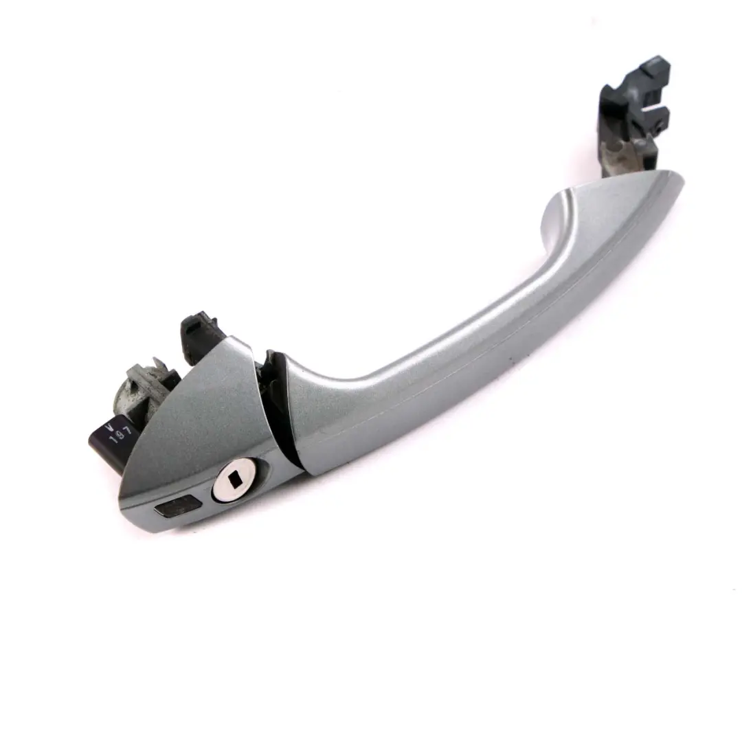 Mercedes-Benz C W204 Front Right O/S Handle Grab Palladium Silver Metallic 792 to with Part number A2047660225 Mercedes-Benz C W204 Front Right O/S Handle Grab Palladium Silver Metallic 792 - SKU rhd-A2047660225-PAL - Part number A2047660225