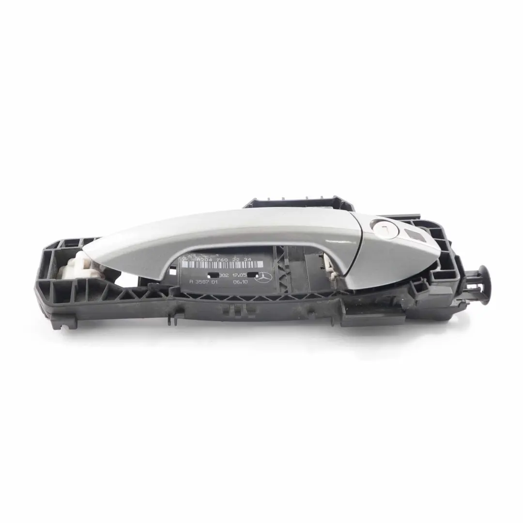  Door Handle Mercedes W204 Front Right O/S Lock Keyless Palladium Silver - 792 - SKU rhd-A2047662025-PAL - Part number A2047660225