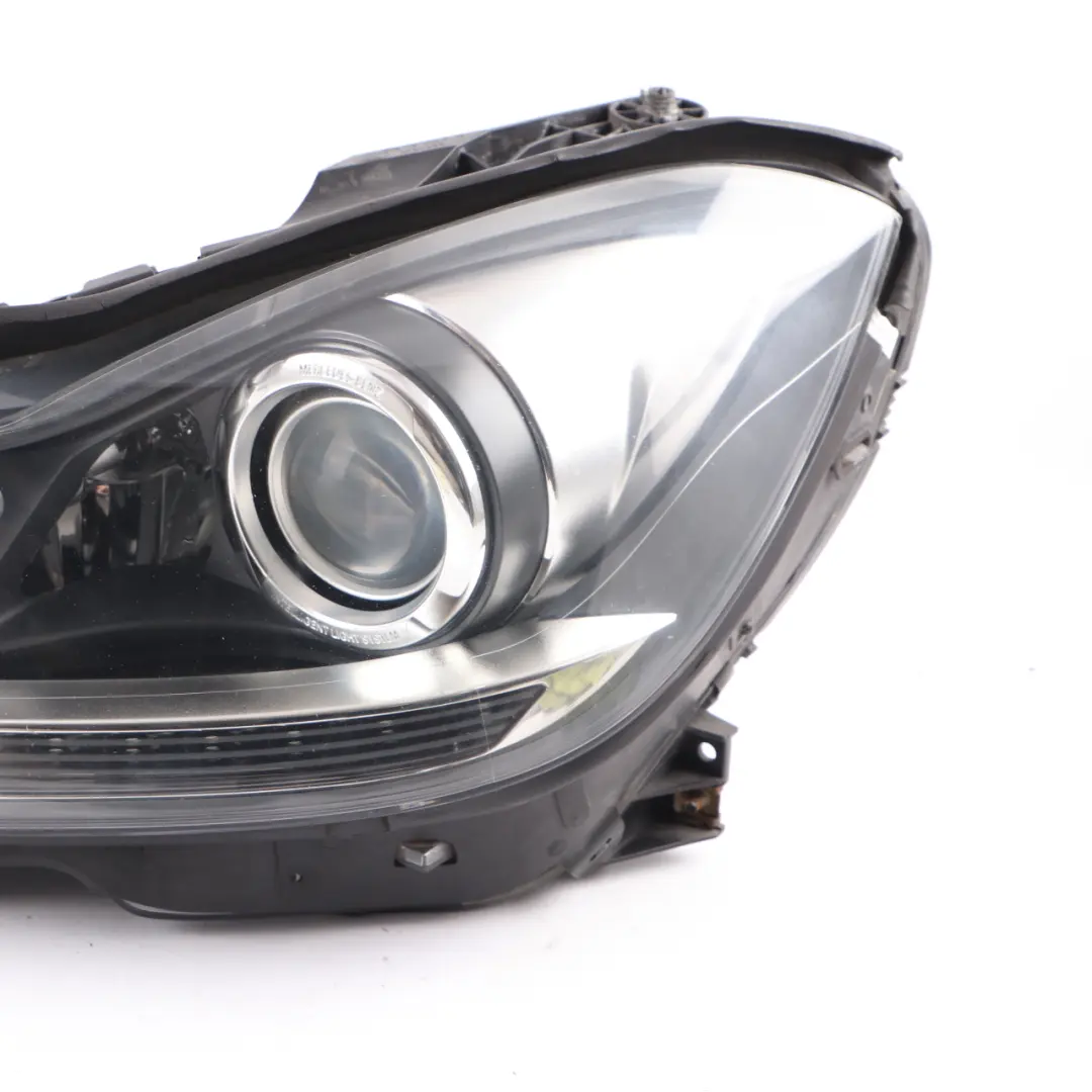 Headlamp Headlight Bi-Xenon Lamp Light Front Left N/S A2048204539 to Mercedes W204 with Part number A2048203739 Mercedes W204 Headlamp Headlight Bi-Xenon Lamp Light Front Left N/S A2048204539 - SKU rhd-A2048203739-2 - Part number A2048203739