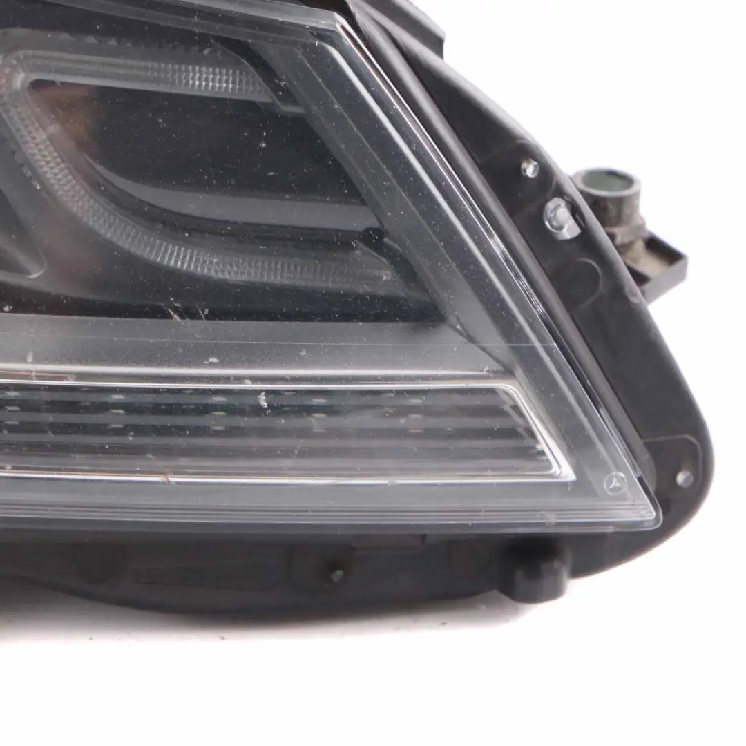 Headlamp Headlight Xenon Lamp Light Front Right O/S A2048204639 to Mercedes W204 with Part number A2048203839 Mercedes W204 Headlamp Headlight Xenon Lamp Light Front Right O/S A2048204639 - SKU rhd-A2048203839 - Part number A2048203839