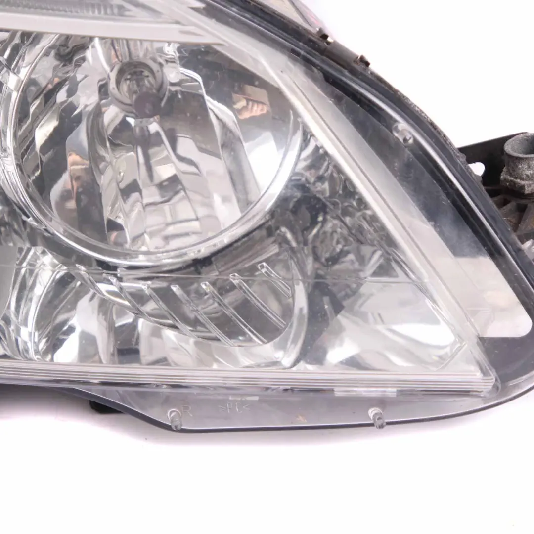 Headlamp Light Mercedes W204 Headlight Lamp Light Front Right O/S to with Part number A2048208661 Headlamp Light Mercedes W204 Headlight Lamp Light Front Right O/S - SKU rhd-A2048208661 - Part number A2048208661