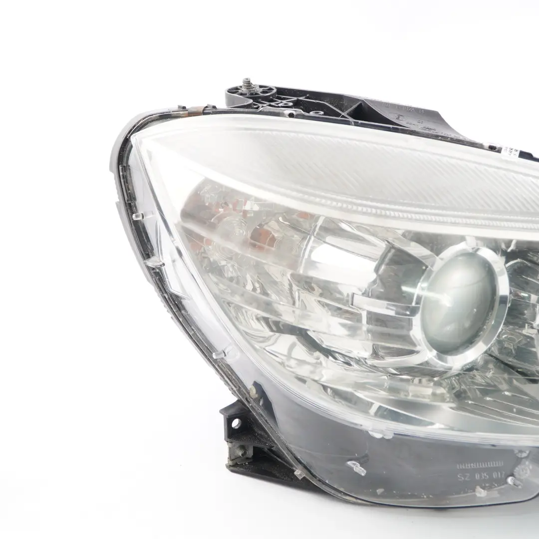 Headlamp Light Mercedes W204 Headlight Lamp Light Front Right O/S to with Part number A2049065403 Headlamp Light Mercedes W204 Headlight Lamp Light Front Right O/S - SKU rhd-A2049065403 - Part number A2049065403